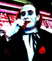 Dracula à l'étal du boucher chez Intermarché...